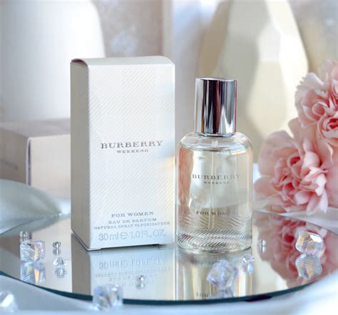 burberry weekend fragrance notes|Burberry weekend women notes.